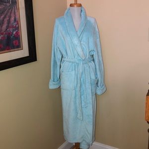 Croft & Barrow Women’s Blue Plush Robe (M)
